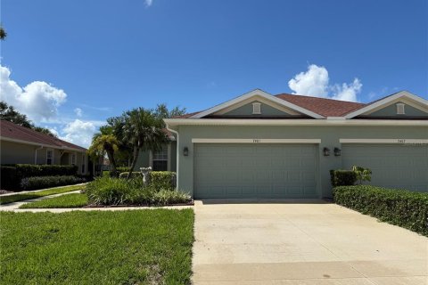 House in Bradenton, Florida 2 bedrooms, 144.74 sq.m. № 1884710 - photo 1