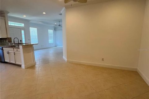 House in Bradenton, Florida 2 bedrooms, 144.74 sq.m. № 1884710 - photo 12