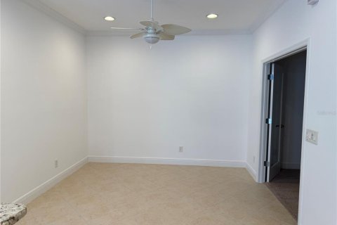 House in Bradenton, Florida 2 bedrooms, 144.74 sq.m. № 1884710 - photo 11