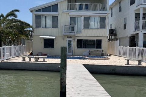Casa en venta en Madeira Beach, Florida, 4 dormitorios, 215.81 m2 № 1894853 - foto 9