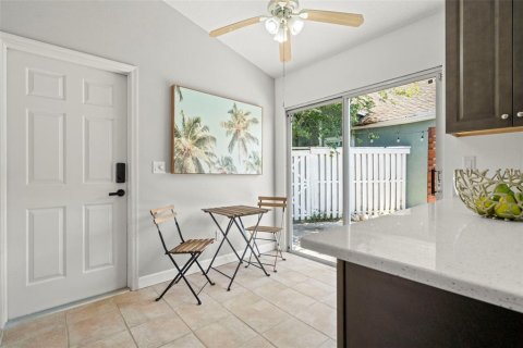 Casa en venta en Safety Harbor, Florida, 2 dormitorios, 115.38 m2 № 1856086 - foto 16