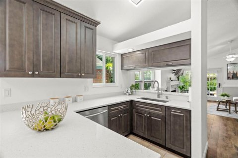 Casa en venta en Safety Harbor, Florida, 2 dormitorios, 115.38 m2 № 1856086 - foto 14