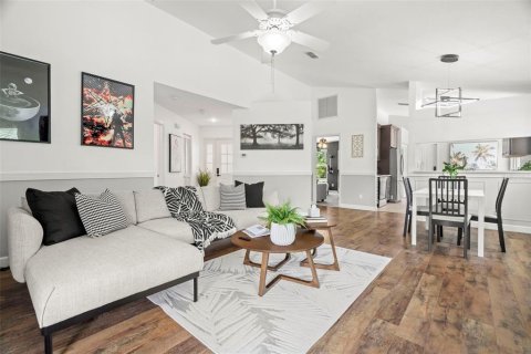 Casa en venta en Safety Harbor, Florida, 2 dormitorios, 115.38 m2 № 1856086 - foto 5