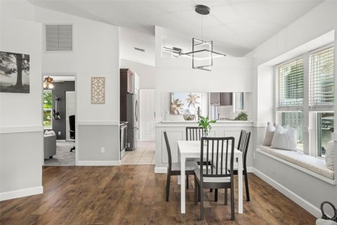 Casa en venta en Safety Harbor, Florida, 2 dormitorios, 115.38 m2 № 1856086 - foto 11