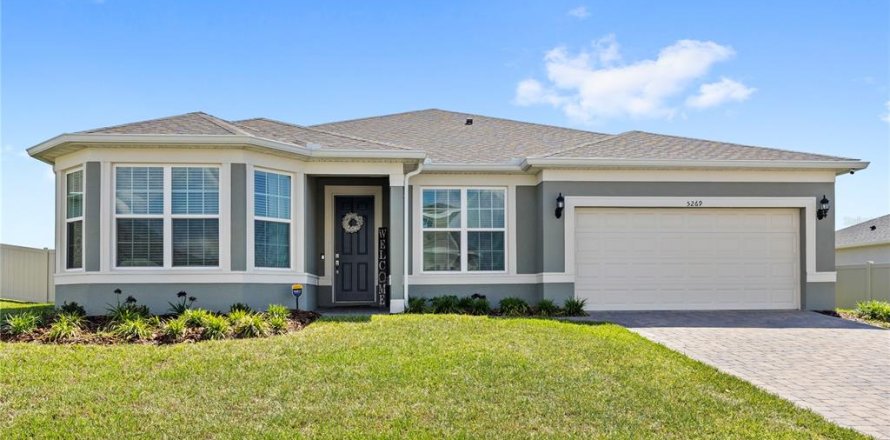 Villa ou maison à Mount Dora, Floride 4 chambres, 274.15 m2 № 2407130