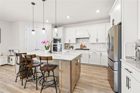 Villa ou maison à louer à Mount Dora, Floride: 4 chambres, 274.15 m2 № 2407130 - photo 4
