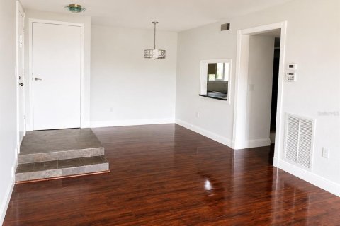 Copropriété à louer à Orlando, Floride: 2 chambres, 76.92 m2 № 2149893 - photo 6