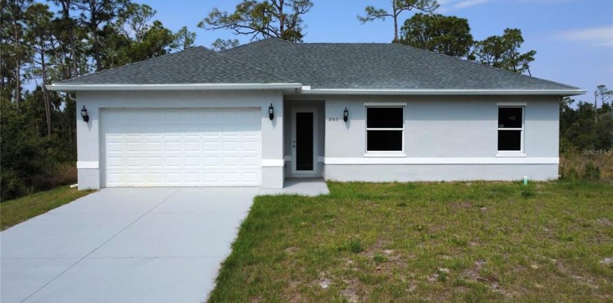 Casa en Port Charlotte, Florida 3 dormitorios, 125.79 m2 № 1644124