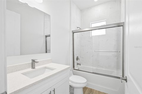 Casa en venta en Port Charlotte, Florida, 3 dormitorios, 125.79 m2 № 1644124 - foto 8