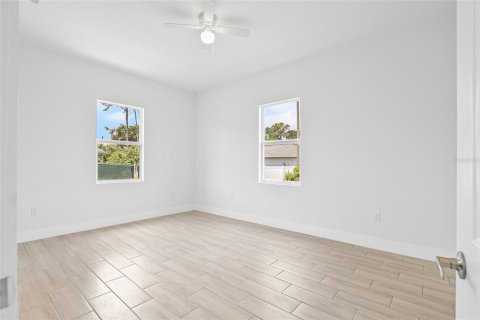 Casa en venta en Port Charlotte, Florida, 3 dormitorios, 125.79 m2 № 1644124 - foto 10