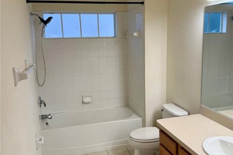 Touwnhouse à vendre à Tampa, Floride: 2 chambres, 157.19 m2 № 1905806 - photo 13
