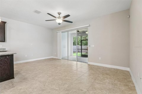 Townhouse in Oviedo, Florida 3 bedrooms, 136.75 sq.m. № 2108017 - photo 28