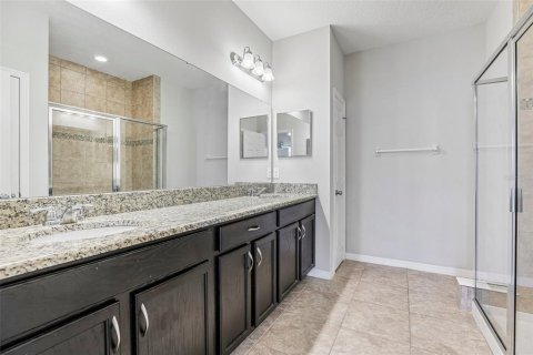 Townhouse in Oviedo, Florida 3 bedrooms, 136.75 sq.m. № 2108017 - photo 9