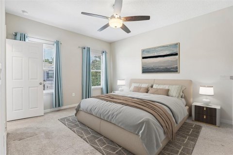 Townhouse in Oviedo, Florida 3 bedrooms, 136.75 sq.m. № 2108017 - photo 8