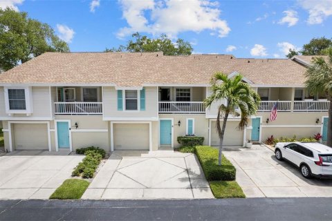 Townhouse in Treasure Island, Florida 2 bedrooms, 85.47 sq.m. № 2112025 - photo 25