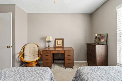 Townhouse in Treasure Island, Florida 2 bedrooms, 85.47 sq.m. № 2112025 - photo 20
