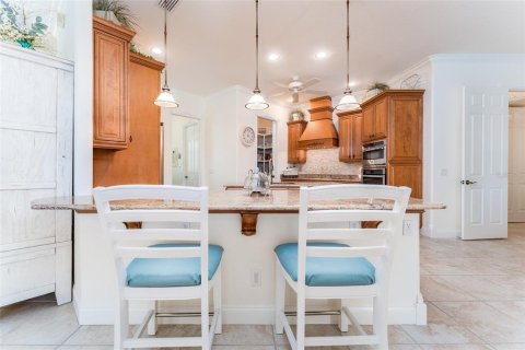 House in Port Charlotte, Florida 4 bedrooms, 330.55 sq.m. № 2419088 - photo 15