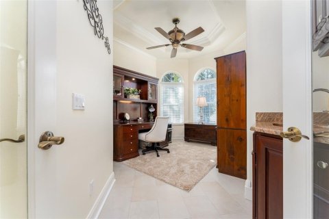 House in Port Charlotte, Florida 4 bedrooms, 330.55 sq.m. № 2419088 - photo 21