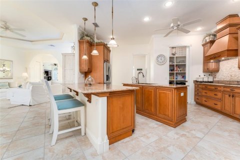House in Port Charlotte, Florida 4 bedrooms, 330.55 sq.m. № 2419088 - photo 16