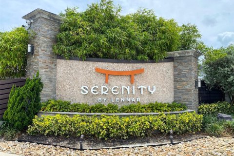 Villa ou maison à vendre à Miami, Floride: 4 chambres, 241.27 m2 № 1932852 - photo 3