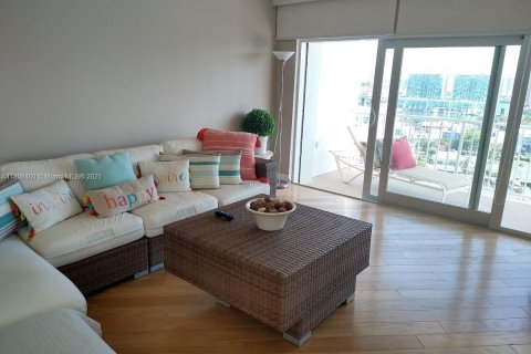 Condo in Sunny Isles Beach, Florida, 2 bedrooms  № 1745774 - photo 20