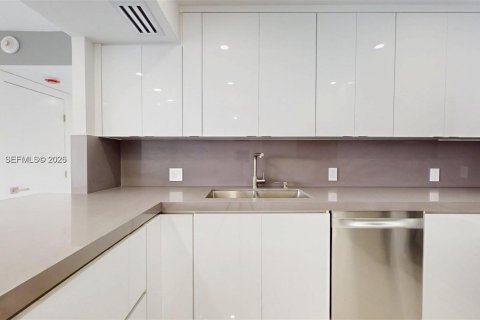 Снять в аренду кондоминиум в Авентура, Флорида 2 спальни, 106.19м2, № 2004025 - фото 19