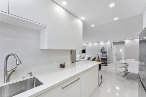 Copropriété à vendre à Highland Beach, Floride: 2 chambres, 102.19 m2 № 2184117 - photo 18