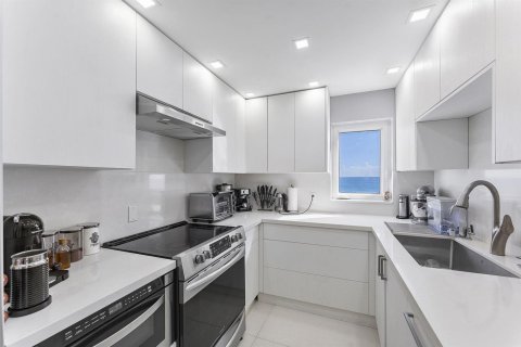 Copropriété à vendre à Highland Beach, Floride: 2 chambres, 102.19 m2 № 2184117 - photo 5