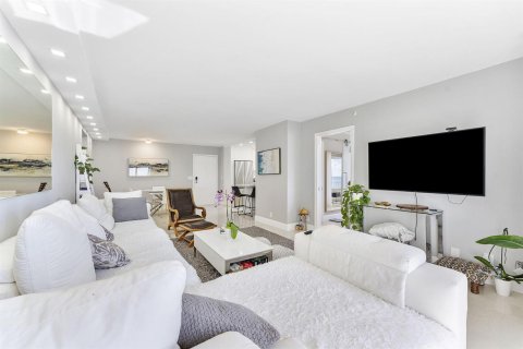 Copropriété à vendre à Highland Beach, Floride: 2 chambres, 102.19 m2 № 2184117 - photo 15
