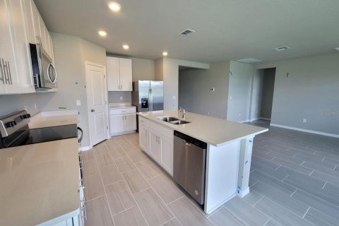 Casa en alquiler en Parrish, Florida, 4 dormitorios, 184.69 m2 № 1900618 - foto 7