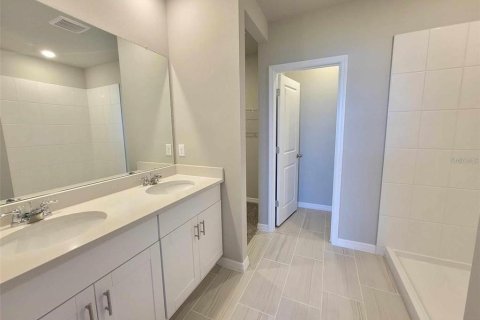 Casa en alquiler en Parrish, Florida, 4 dormitorios, 184.69 m2 № 1900618 - foto 11