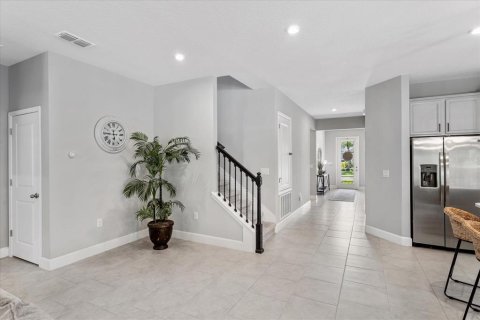 House in Davenport, Florida 3 bedrooms, 223.34 sq.m. № 1906581 - photo 13