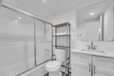 Купить кондоминиум в Майами, Флорида 1 спальня, 53.88м2, № 2035708 - фото 13