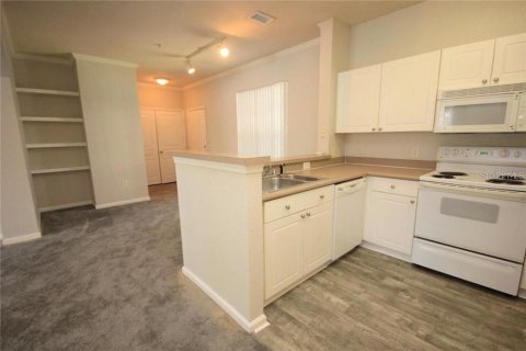 Copropriété à louer à Tampa, Floride: 2 chambres, 98.1 m2 № 2381147 - photo 3