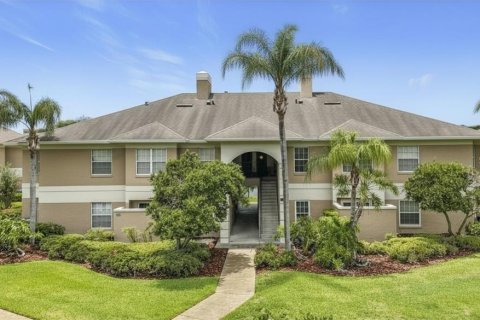 Condo in Winter Haven, Florida, 2 bedrooms № 2237774