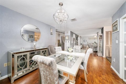 Villa ou maison à vendre à Sarasota, Floride: 3 chambres, 191.84 m2 № 2428639 - photo 26