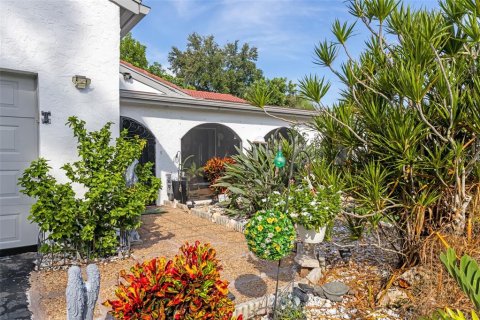 Villa ou maison à vendre à Sarasota, Floride: 3 chambres, 191.84 m2 № 2428639 - photo 5