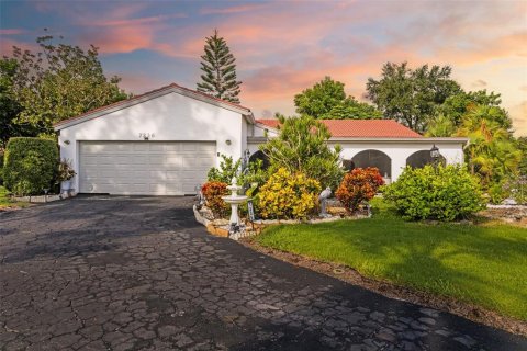 Villa ou maison à Sarasota, Floride 3 chambres, 191.84 m2 № 2428639