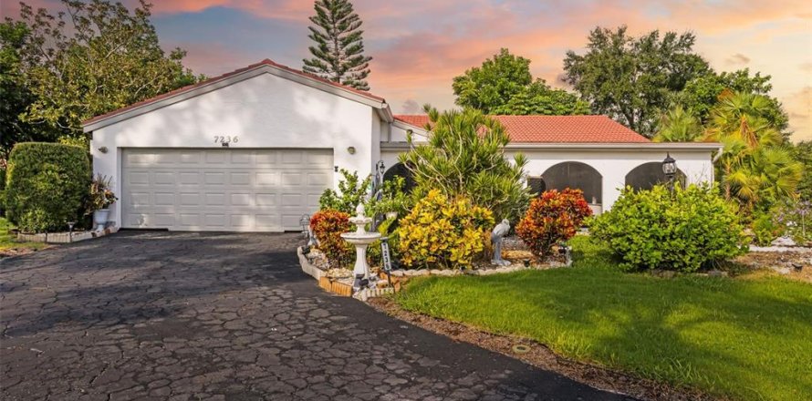 Villa ou maison à Sarasota, Floride 3 chambres, 191.84 m2 № 2428639