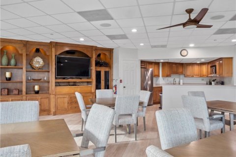Condo in Jensen Beach, Florida, 1 bedroom  № 1076865 - photo 1