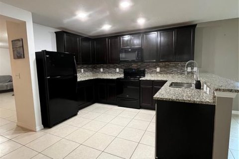 Villa ou maison à vendre à Kissimmee, Floride: 4 chambres, 173.63 m2 № 2099601 - photo 25