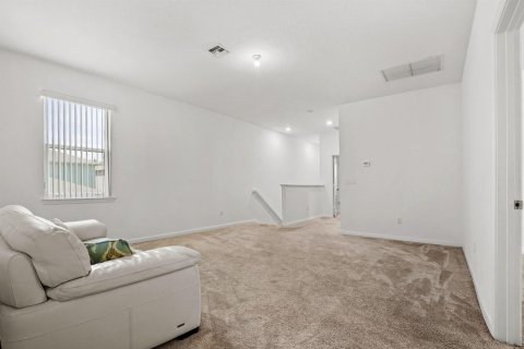 House in Lake Worth, Florida 4 bedrooms, 257.53 sq.m. № 2181563 - photo 22