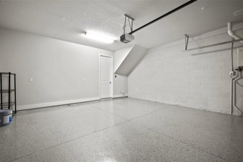 Adosado en venta en Tampa, Florida, 3 dormitorios, 180.32 m2 № 1795218 - foto 17