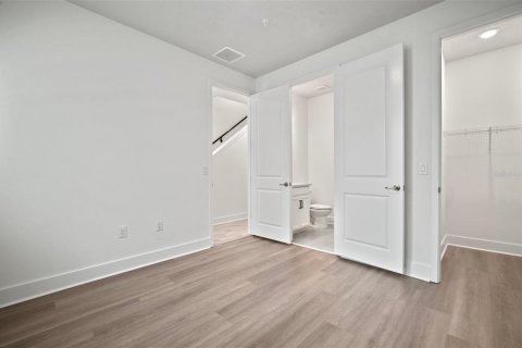 Adosado en venta en Tampa, Florida, 3 dormitorios, 180.32 m2 № 1795218 - foto 14