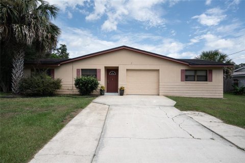 Villa ou maison à Orange City, Floride 3 chambres, 127.18 m2 № 2306761