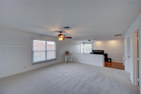House in Boynton Beach, Florida 5 bedrooms, 307.88 sq.m. № 1828247 - photo 18