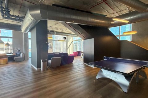 Condo in Miami, Florida, 1 bedroom  № 2032360 - photo 10