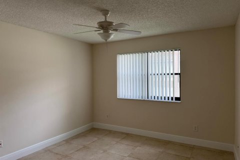 Condo in Hollywood, Florida, 2 bedrooms  № 2381651 - photo 5