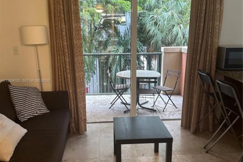 Condominio en alquiler en Miami, Florida, 1 dormitorio, 60.39 m2 № 2057733 - foto 10