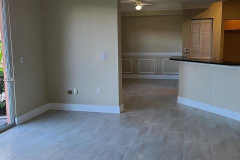 Снять в аренду кондоминиум в Делрей-Бич, Флорида 1 спальня, 79.43м2, № 1967574 - фото 4